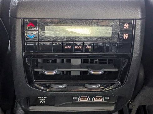 Used 2021 Jeep Grand Cherokee L Laredo image 20