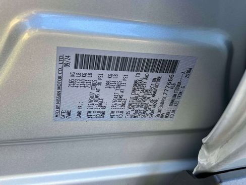 Certified 2025 Nissan Rogue S image 18