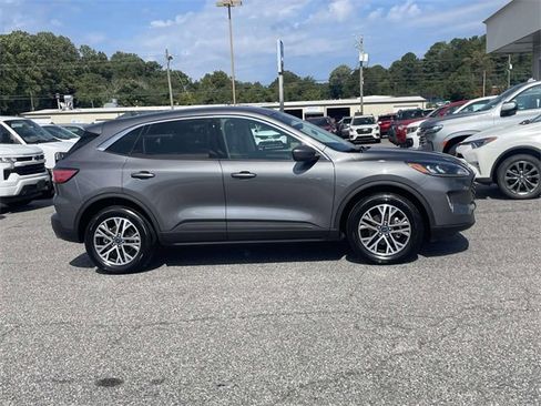Used 2022 Ford Escape SEL image 2