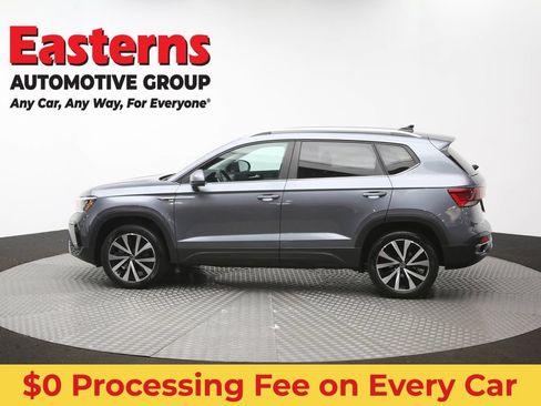 Used 2022 Volkswagen Taos SE FWD image 58