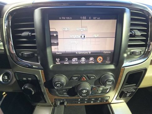 Used 2016 RAM 2500 Laramie w/ Convenience Group AWD/4WD image 23