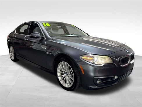 Used 2016 BMW 528i Sedan image 3