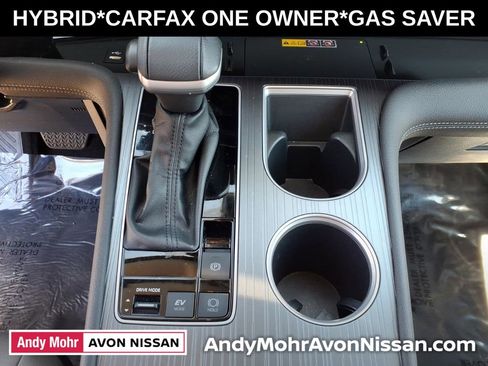 Used 2025 Toyota Sienna XLE FWD image 27