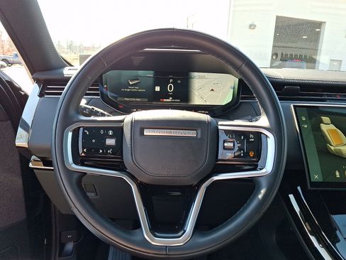 Used 2024 Land Rover Range Rover Sport SE AWD/4WD image 20