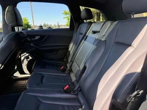 Used 2019 Audi Q7 3.0T Premium Plus w/ Premium Plus Package AWD/4WD image 10
