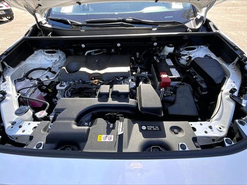 Used 2025 Toyota RAV4 XLE image 27