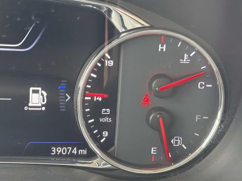 Used 2023 GMC Acadia Denali FWD image 28