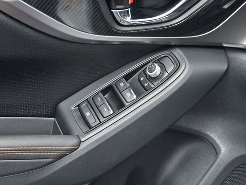 Used 2018 Subaru Crosstrek 2.0i Limited AWD/4WD image 11