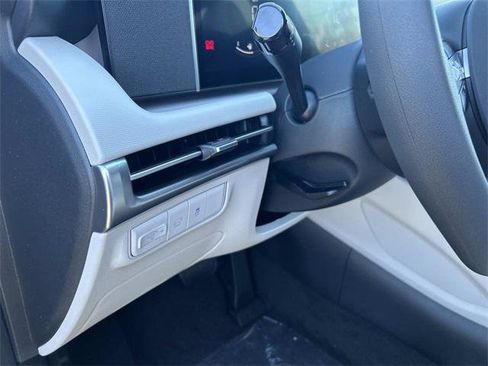 New 2026 Hyundai Tucson SEL image 8