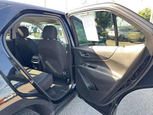 Used 2024 Chevrolet Equinox LT AWD/4WD image 17