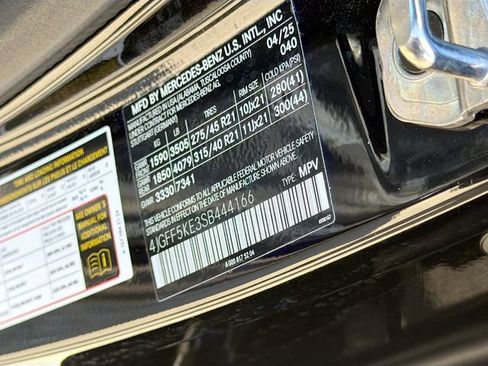Used 2025 Mercedes-Benz GLS 450 4MATIC image 48