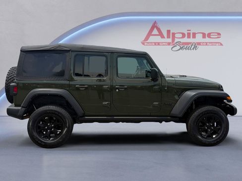 Used 2021 Jeep Wrangler Unlimited Sport AWD/4WD image 6