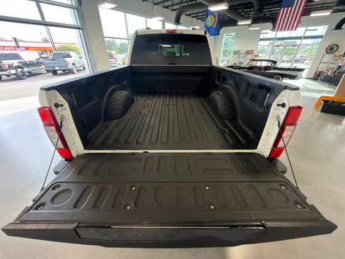 Used 2022 Ford F250 Lariat w/ Lariat Ultimate Package AWD/4WD image 27