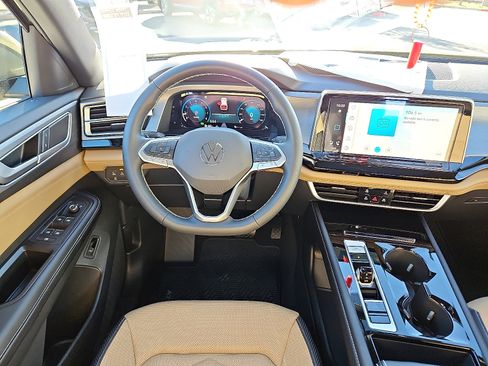 New 2026 Volkswagen Atlas Cross Sport SE image 9