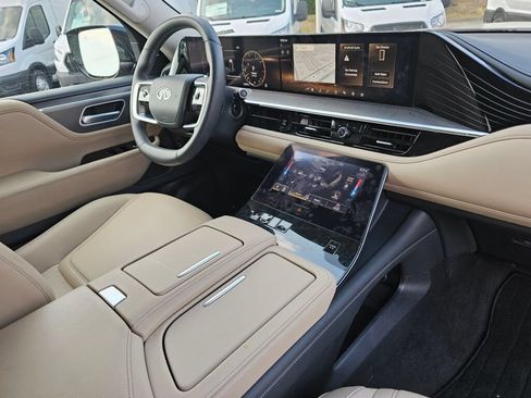 Used 2025 INFINITI QX80 Pure AWD/4WD image 12