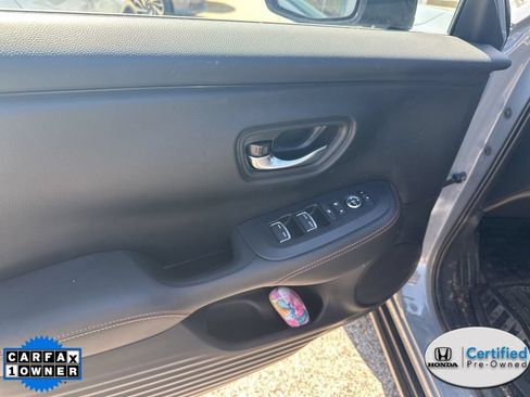 Used 2025 Honda HR-V Sport image 12