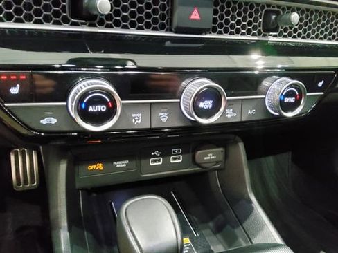 Used 2022 Honda Civic Sport Touring image 19