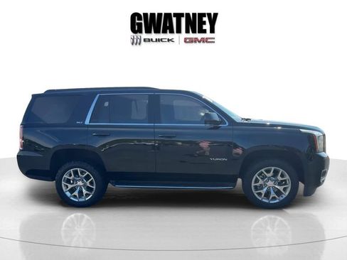 Used 2019 GMC Yukon SLT w/ Open Road Package AWD/4WD image 2