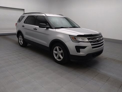 Used 2018 Ford Explorer FWD image 11
