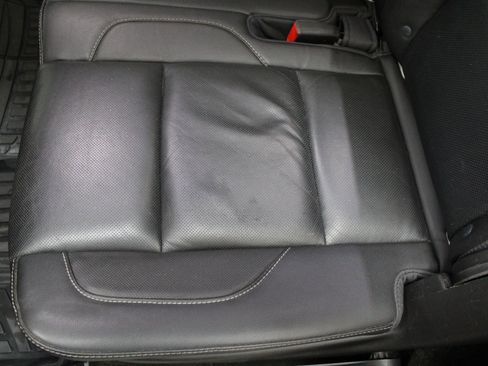 Used 2017 GMC Yukon SLT w/ HD Trailering Package image 24