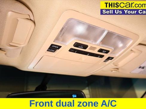 Used 2015 Toyota Camry XLE image 18