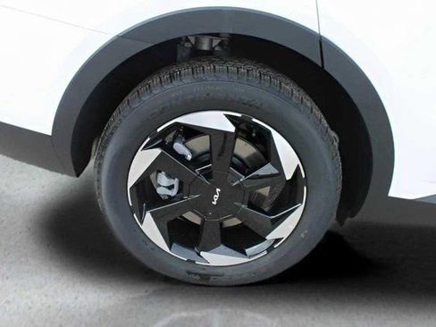 New 2025 Kia Sorento EX image 33