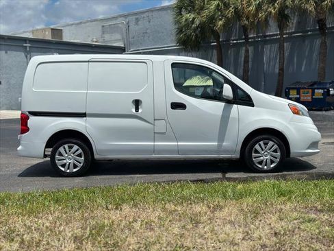 Used 2020 Nissan NV200 SV w/ Back Door Glass Package FWD image 10