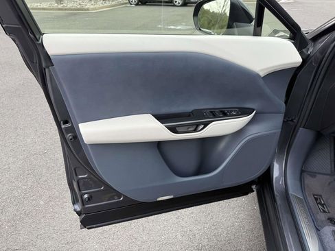 Used 2024 Lexus RZ 300e Premium w/ Accessory Package (Z1) image 13