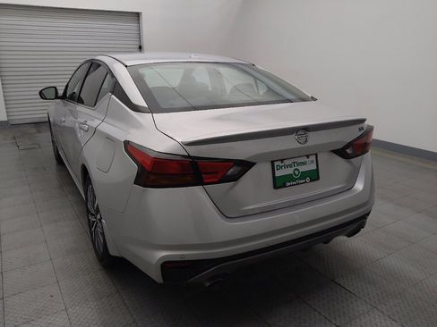 Used 2020 Nissan Altima 2.5 SR w/ Premium Package image 6