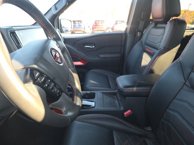 Used 2025 Nissan Frontier PRO-4X w/ Pro Premium Package AWD/4WD image 11