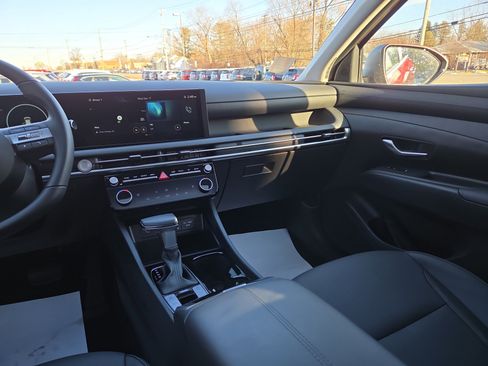 Certified 2025 Hyundai Tucson SEL image 22