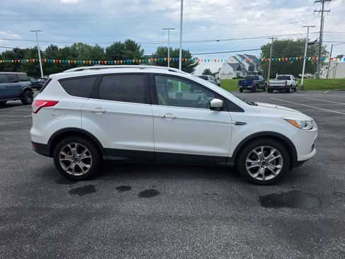 Used 2016 Ford Escape Titanium AWD/4WD image 6