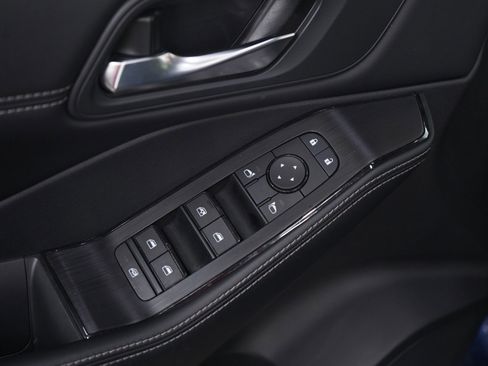 Used 2023 Nissan Rogue SV w/ SV Premium B Package image 20