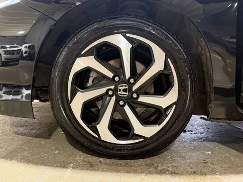 Used 2017 Honda Accord EX-L image 19