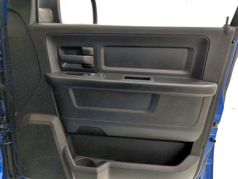Used 2018 RAM 1500 Express w/ Express Value Package AWD/4WD image 25