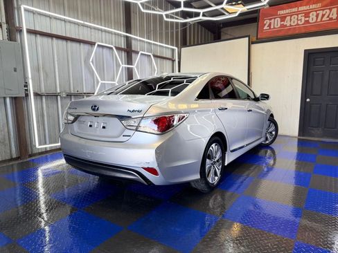Used 2013 Hyundai Sonata Limited image 19