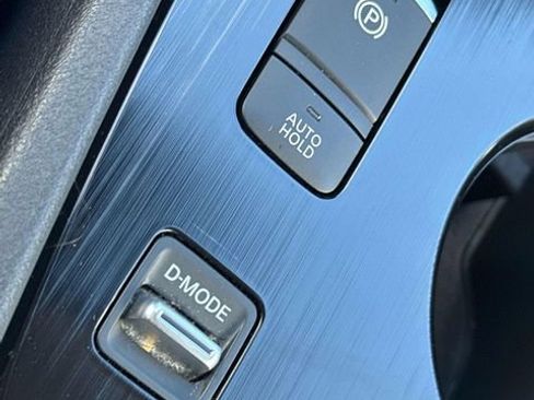 Certified 2023 Nissan Rogue SV image 19