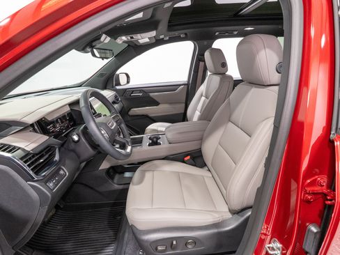 Used 2026 GMC Acadia Elevation w/ Black Edition FWD image 15