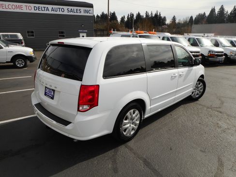 Used 2017 Dodge Grand Caravan SE w/ Power Window Group image 8