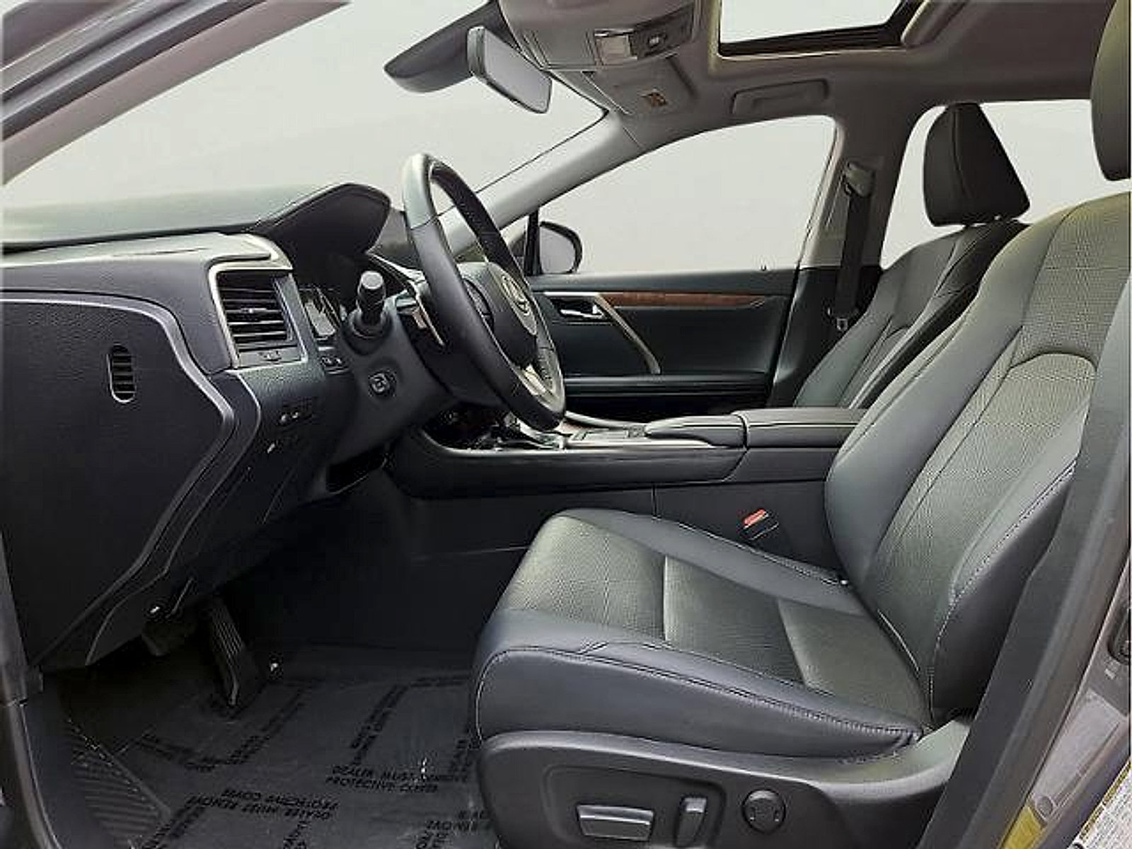 Used 2020 Lexus RX 350L Premium w/ Premium Package AWD/4WD image 13