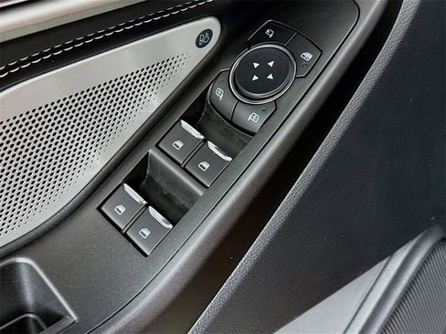 Used 2020 Ford Explorer ST w/ ST Street Pack image 17