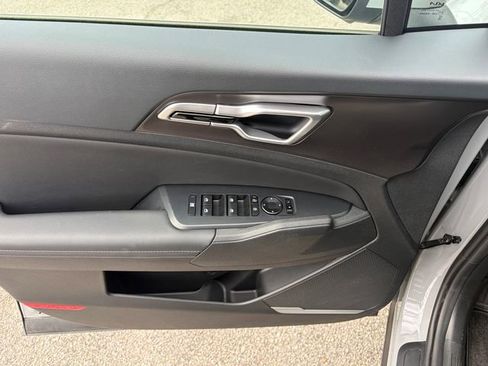 Certified 2026 Kia Sportage EX image 7