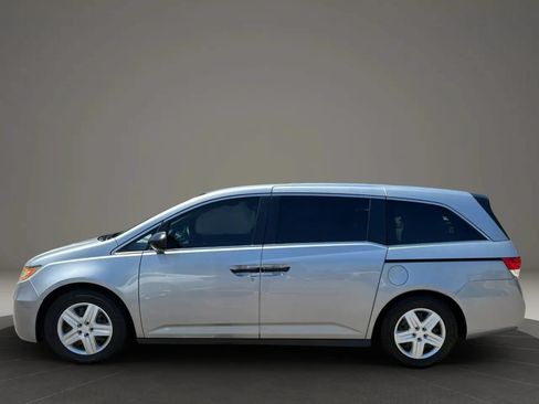Used 2016 Honda Odyssey LX image 9
