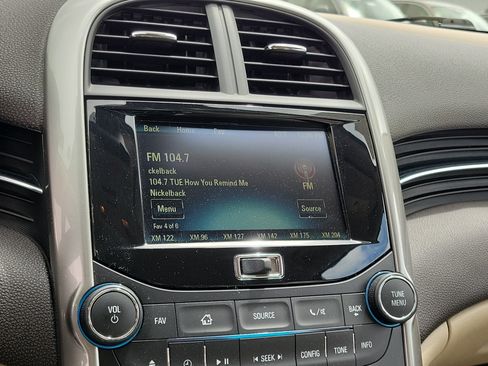 Used 2015 Chevrolet Malibu LT w/ Power Convenience Package FWD image 26