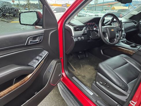Used 2015 Chevrolet Suburban LT AWD/4WD image 22