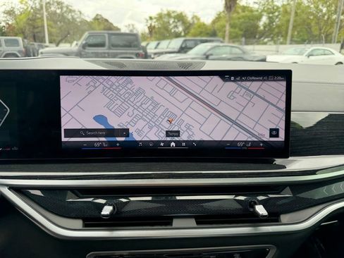 Used 2024 BMW X5 sDrive40i w/ M Sport Package image 22