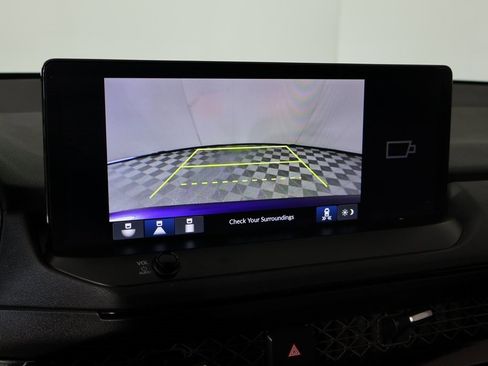 Used 2024 Honda Accord Sport image 6