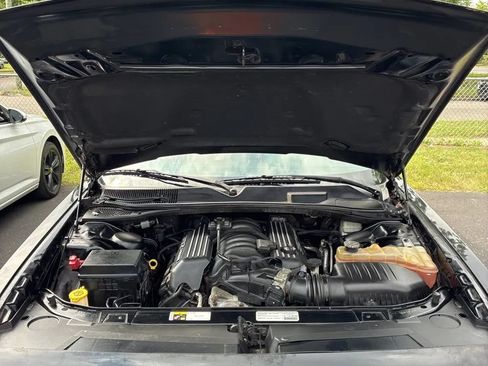 Used 2014 Dodge Challenger SRT8 w/ Harman/Kardon Audio Group RWD image 27