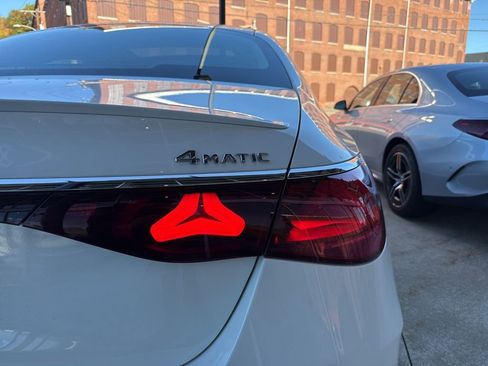 New 2026 Mercedes-Benz E 350 4MATIC Sedan image 7