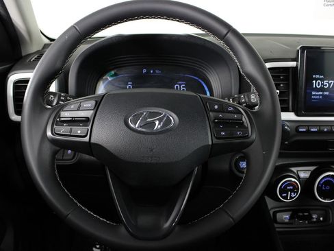 Certified 2024 Hyundai Venue Limited FWD image 26